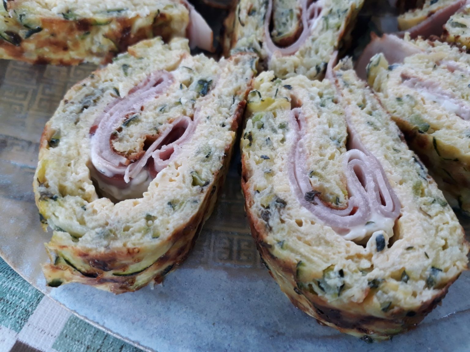 Roulade de courgettes au jambon - Kalygea